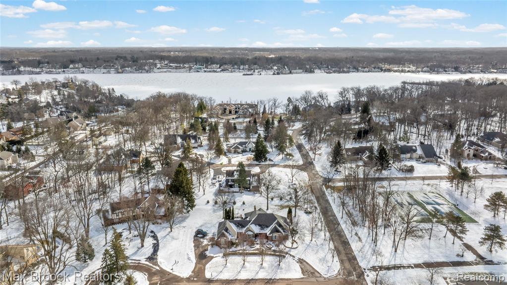 5867 BRAVO COURT, Orchard Lake Village, MI 48324 — Photo 86