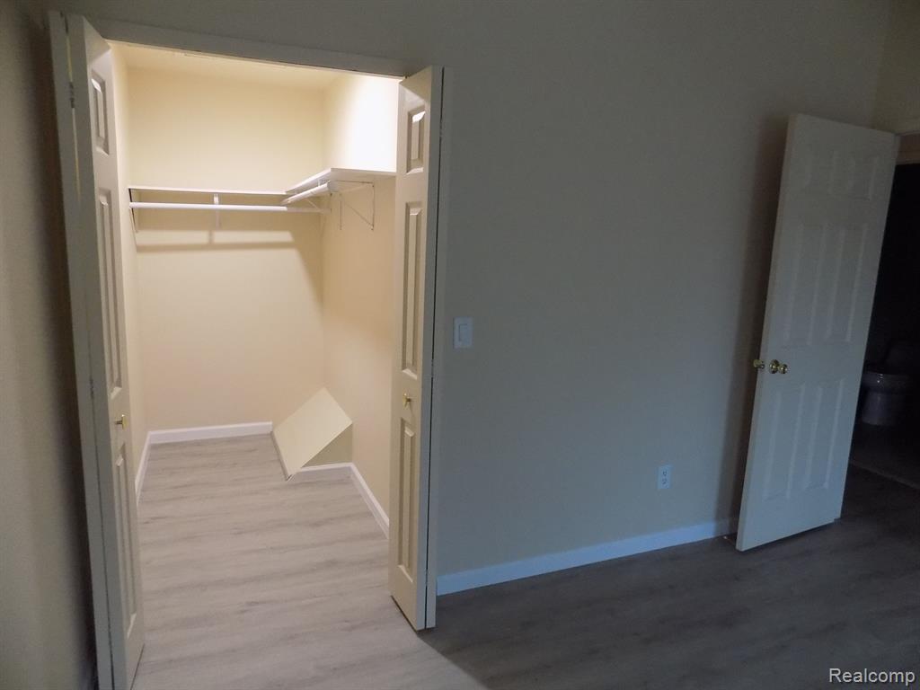 40043 CROSSWINDS, Novi, MI — Photo 9