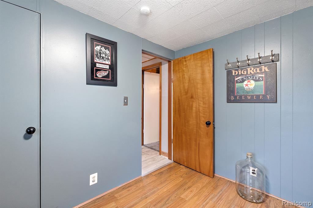 3529 Lakeview Drive, Ortonville, MI 48462 — Photo 31