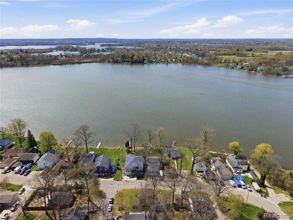 4168 Minnetonka Drive, Linden, MI 48451 — Photo 27