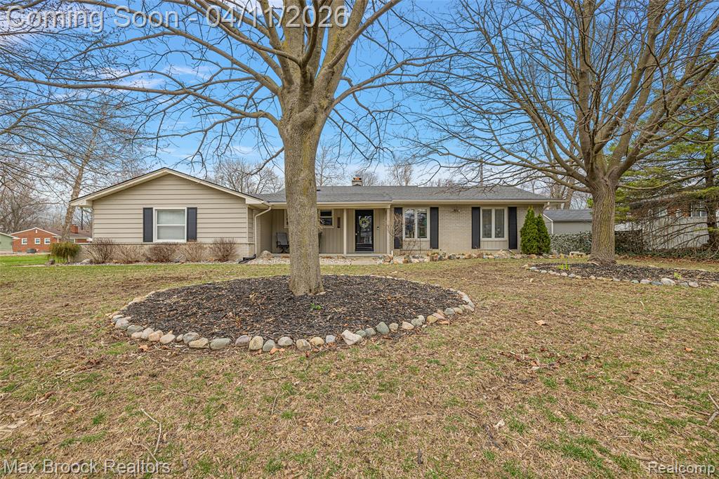 32040 Coronet Drive, Farmington Hills, MI, 48334