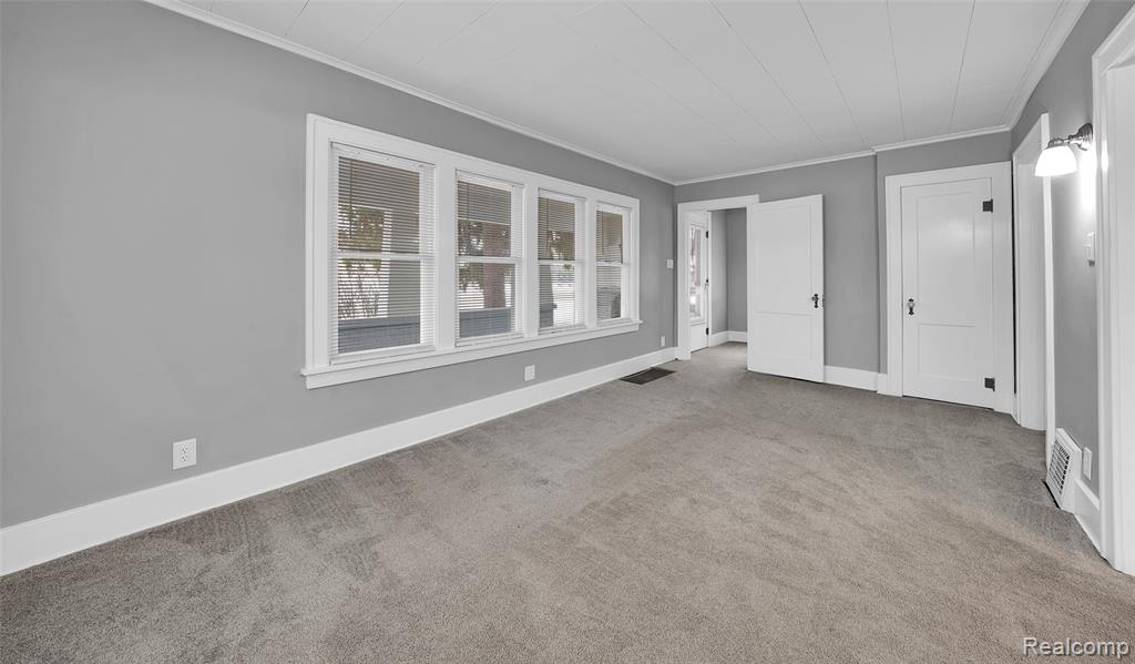 433 N Saginaw Street, Holly, MI 48442 — Photo 21