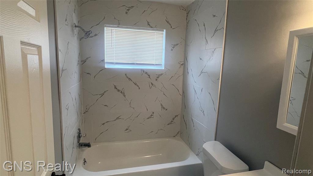 19758 Vermander Avenue, Clinton Twp, MI 48035 — Photo 9