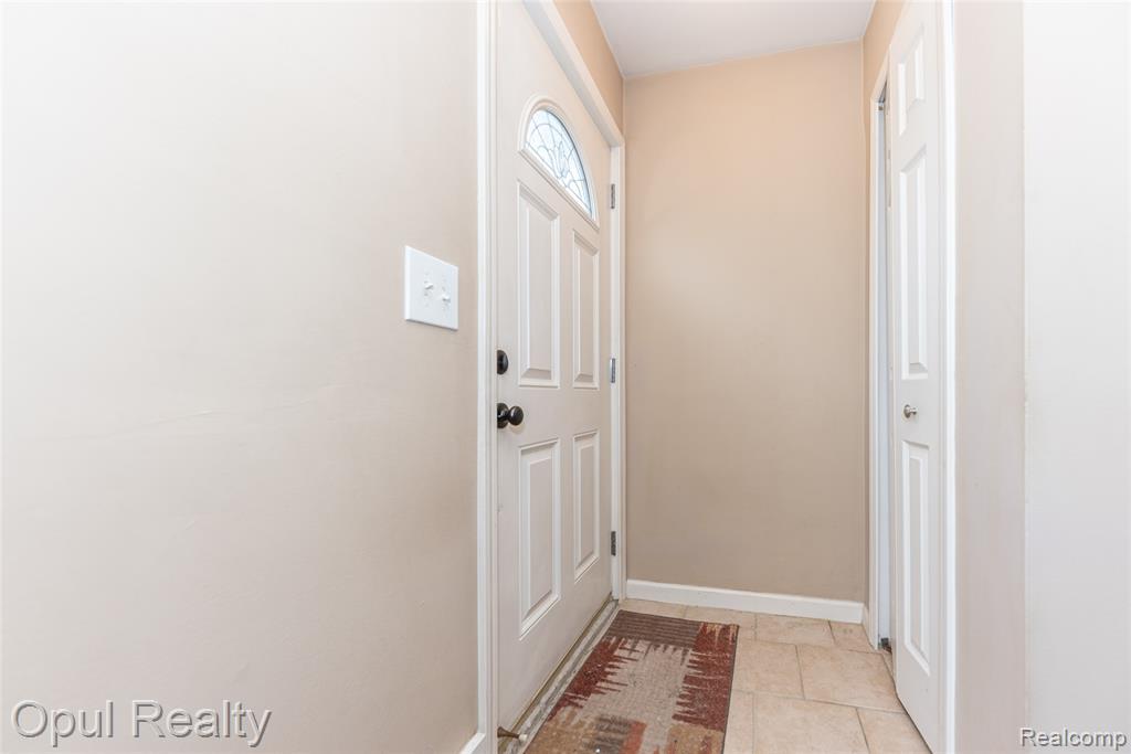 8234 Perrin Avenue, Westland, MI — Photo 3