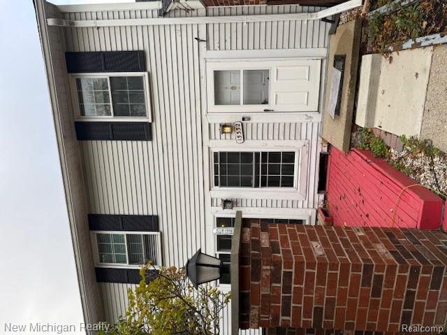 15332 Renshaw Drive, 115, Clinton Twp, MI 48038 — Photo 9