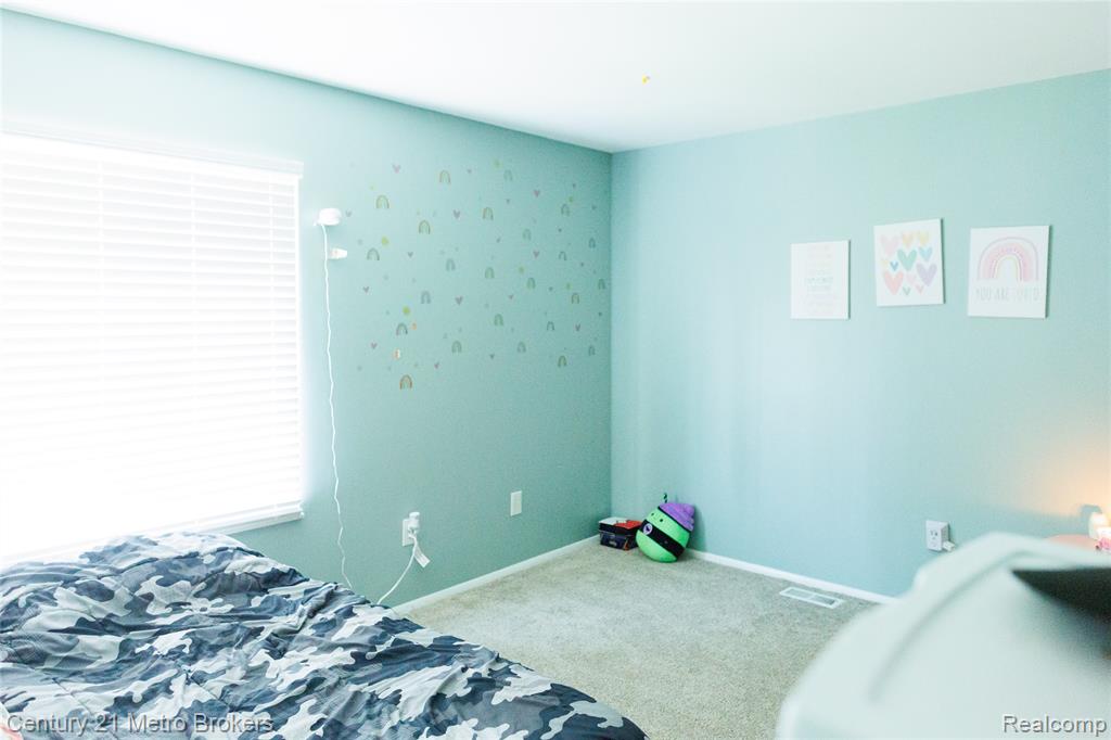 8493 Pepper Ridge Drive E, Grand Blanc, MI 48439 — Photo 17
