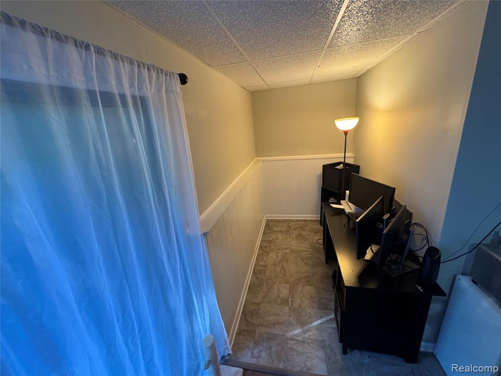 279 Fairway Court, Plainwell, MI 49080 — Photo 19