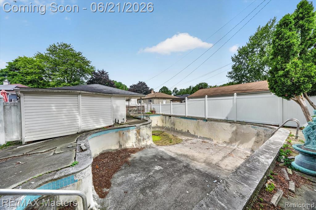 6449 Huron Street, Taylor, MI 48180 — Photo 38