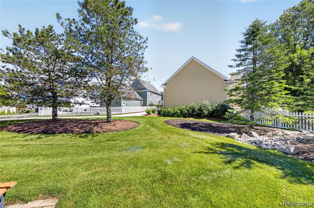 50325 Hancock Street, Canton, MI 48188 — Photo 47