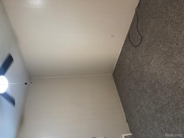 8215 MANSFIELD Street, Detroit, MI 48228 — Photo 7