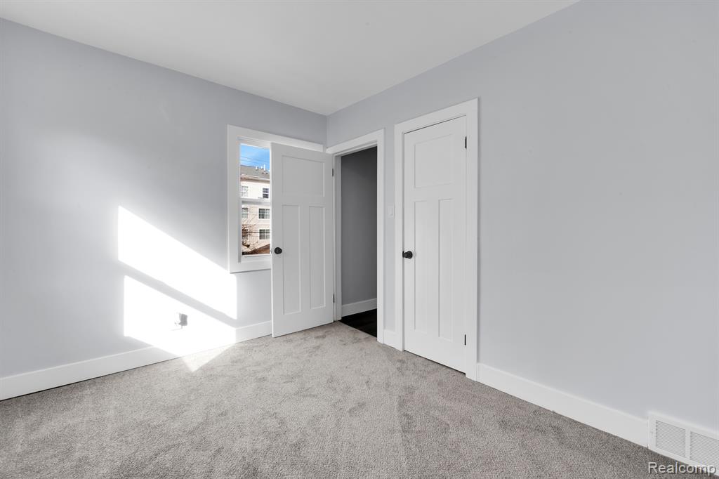 2360 OAKMAN Boulevard, Detroit, MI 48238 — Photo 15
