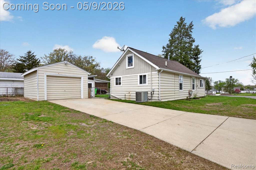 9809 Mandon Road, White Lake, MI — Photo 25