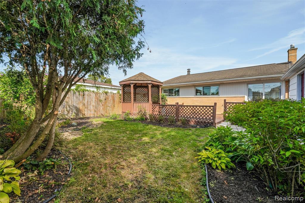7637 Melvin Avenue, Westland, MI — Photo 35