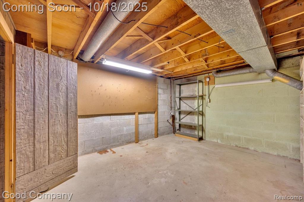 3209 Grange Hall Road, Holly, MI 48442 — Photo 15