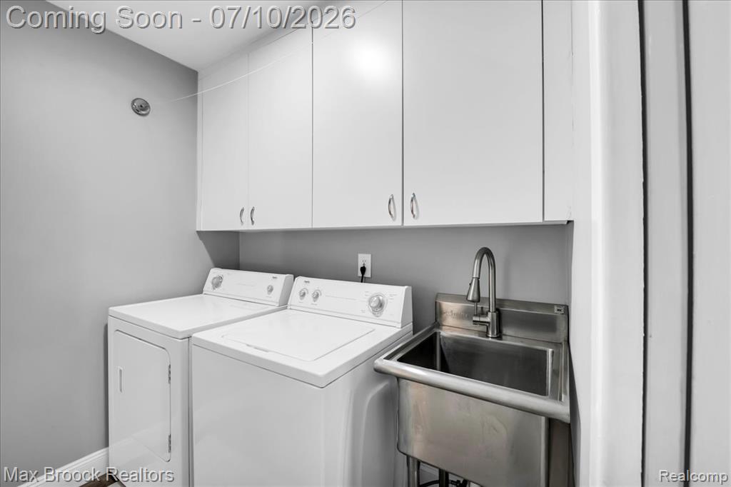 5229 Simpson Lake Road, West Bloomfield, MI 48323 — Photo 34