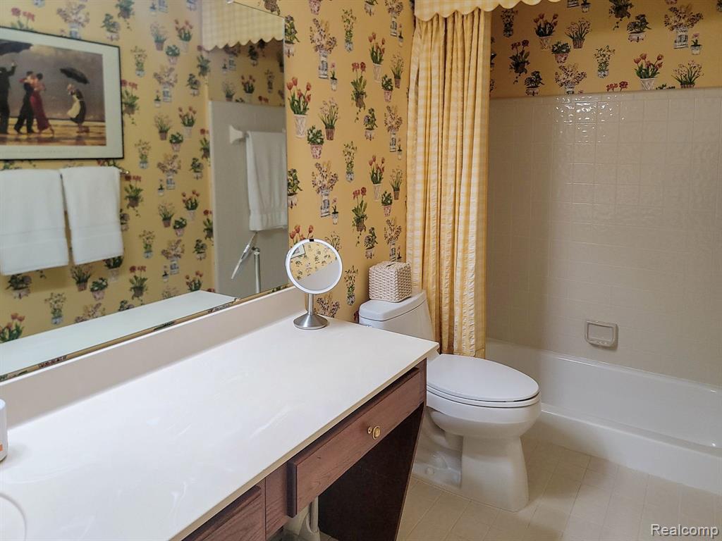 900 DREW Drive, Troy, MI 48098 — Photo 27
