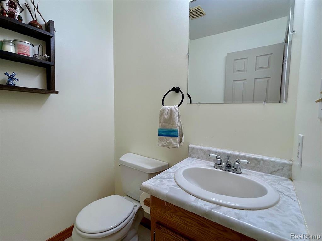 413 MARION, Clinton, MI 49236 — Photo 14