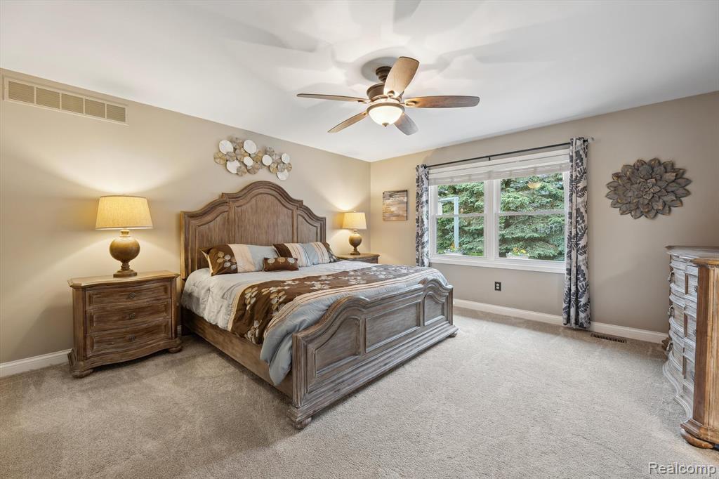 9762 Dickerson Court, South Lyon, MI 48178 — Photo 21