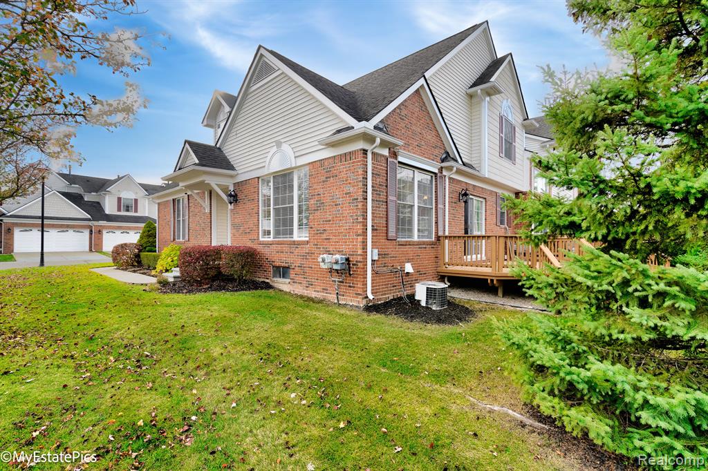 41777 MITCHELL Road, Novi, MI 48377 — Photo 40