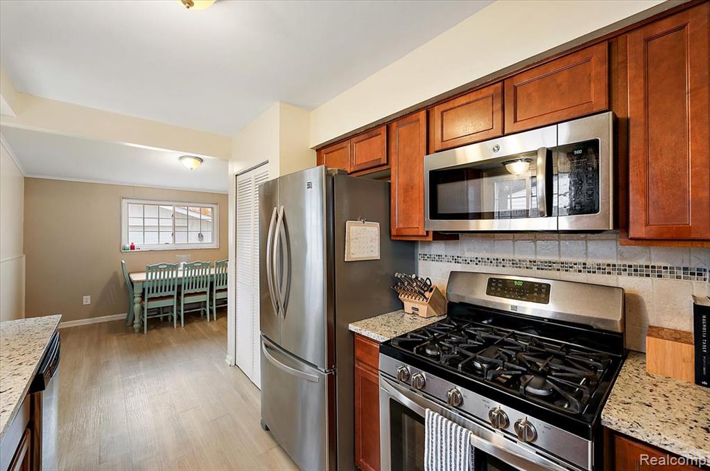 18053 S Wind Drive, Fraser, MI 48026 — Photo 22