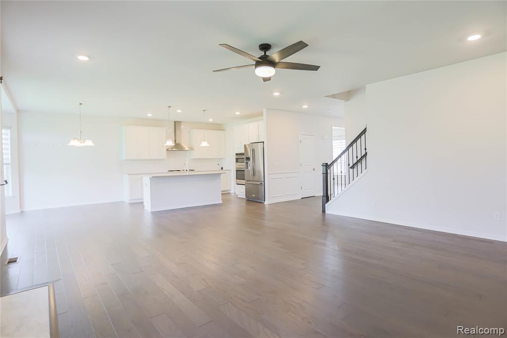 13101 Valencia Drive, Utica, MI 48315 — Photo 47