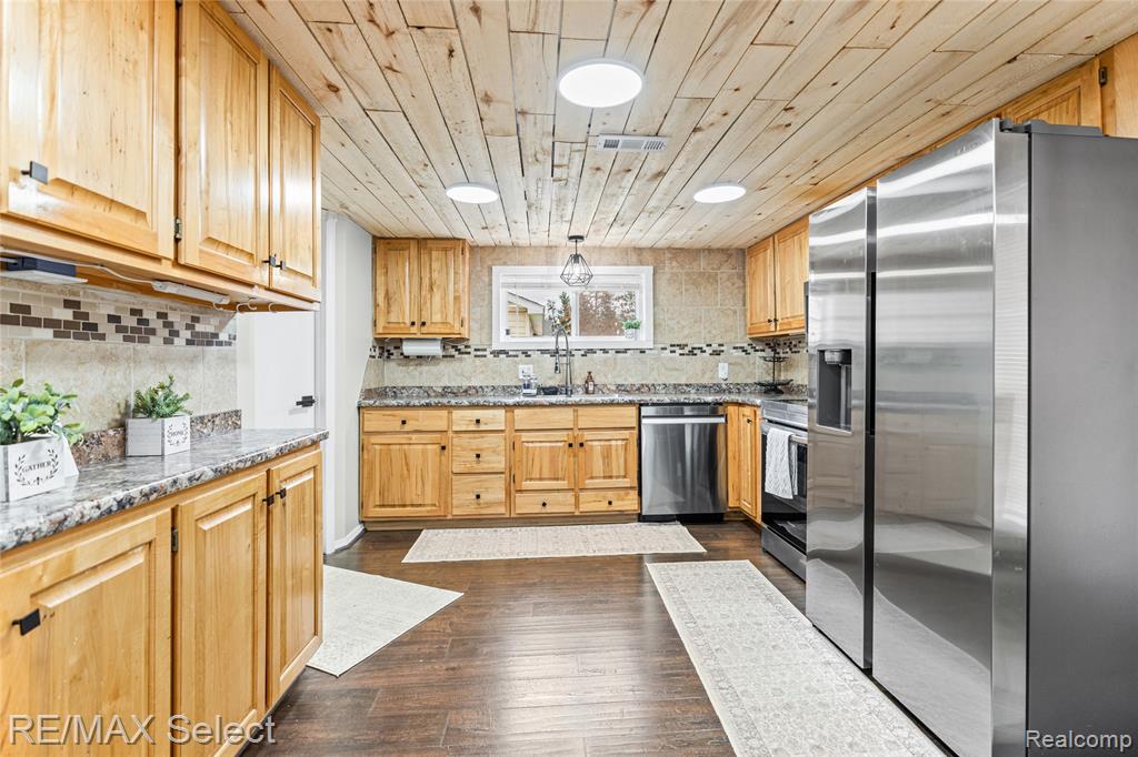 1652 Higgins Road, St. Helen, MI 48656 — Photo 24