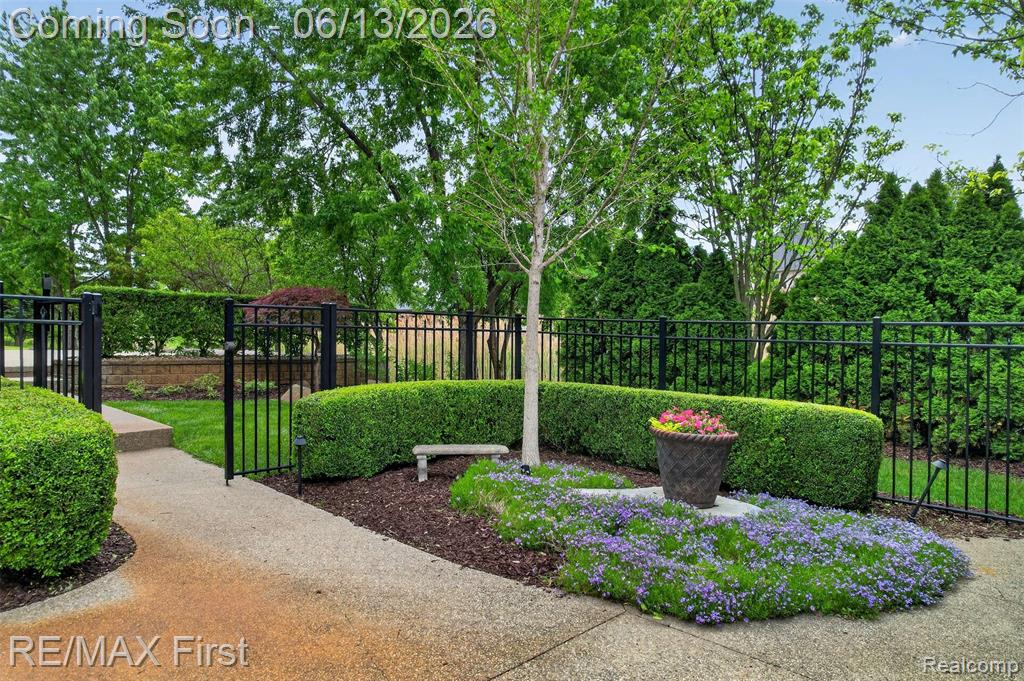 13800 Berryknoll Drive, Shelby Twp, MI 48315 — Photo 51