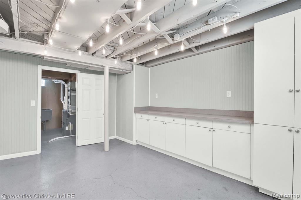 708 S Minerva Avenue, Royal Oak, MI 48067 — Photo 57