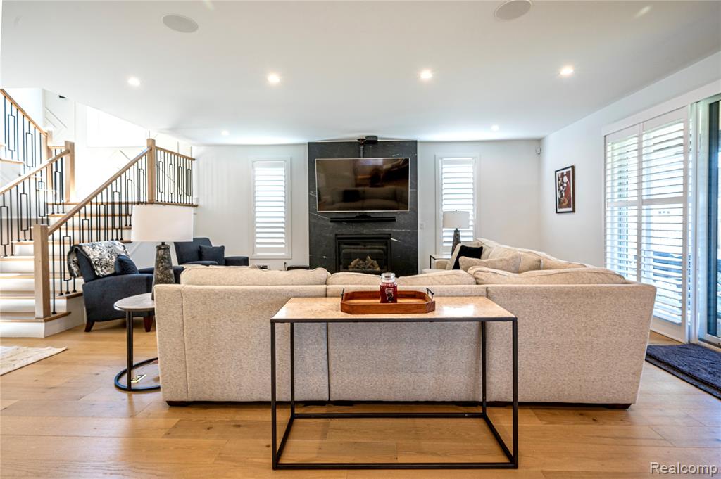828 Cherokee Avenue, Royal Oak, MI 48067 — Photo 17