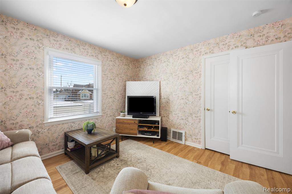 7814 Park Avenue, Allen Park, MI 48101 — Photo 11