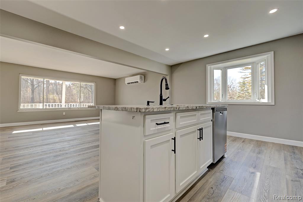3092 Groveland Road, Ortonville, MI 48462 — Photo 14