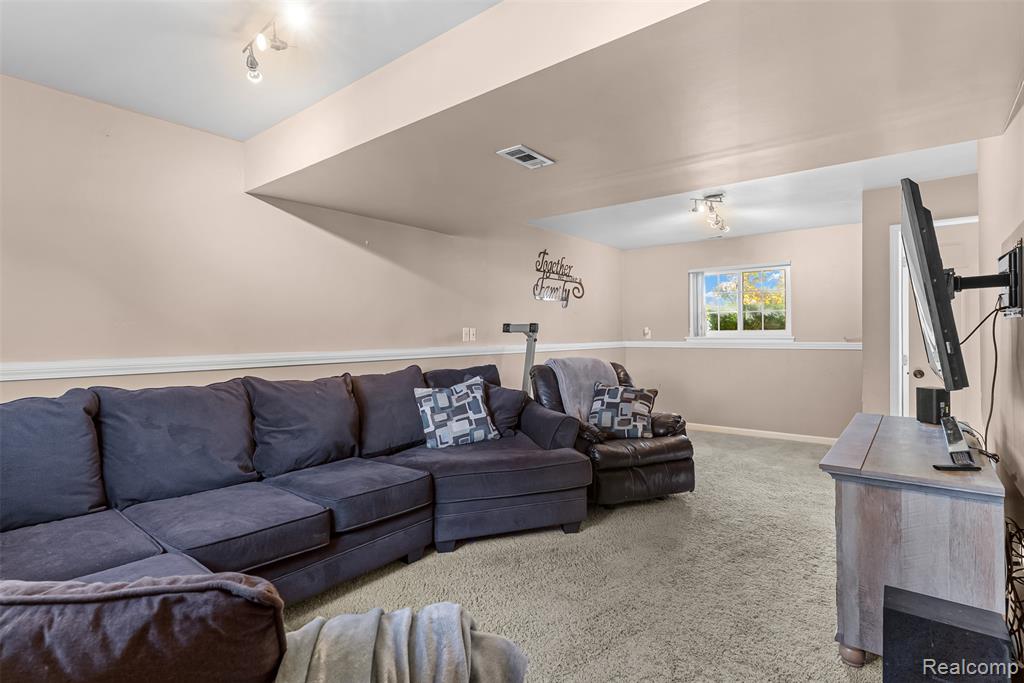 105 Turtle Trace, Pinckney, MI 48169 — Photo 23