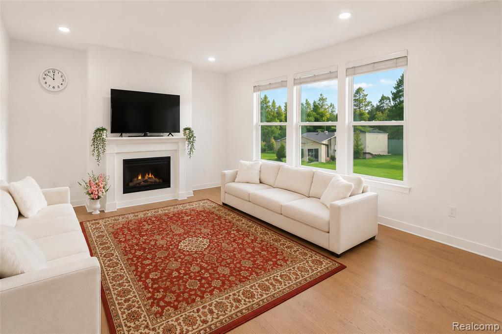 51172 Quaker Lane, Canton, MI 48187 — Photo 9