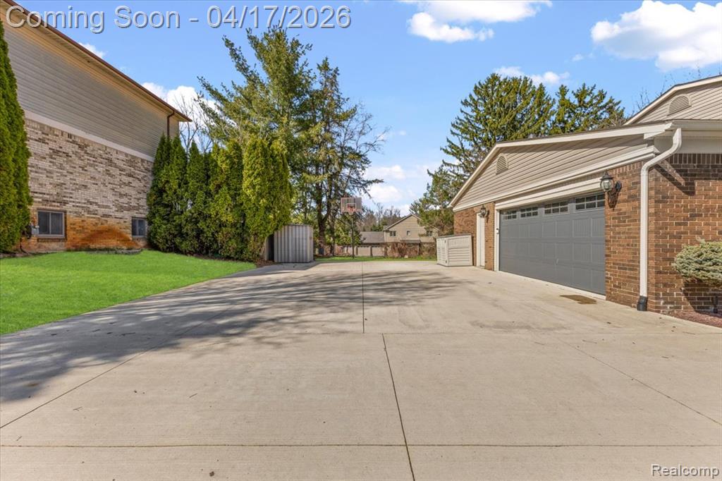 69534 Brookhill Drive, Bruce, MI 48065 — Photo 25