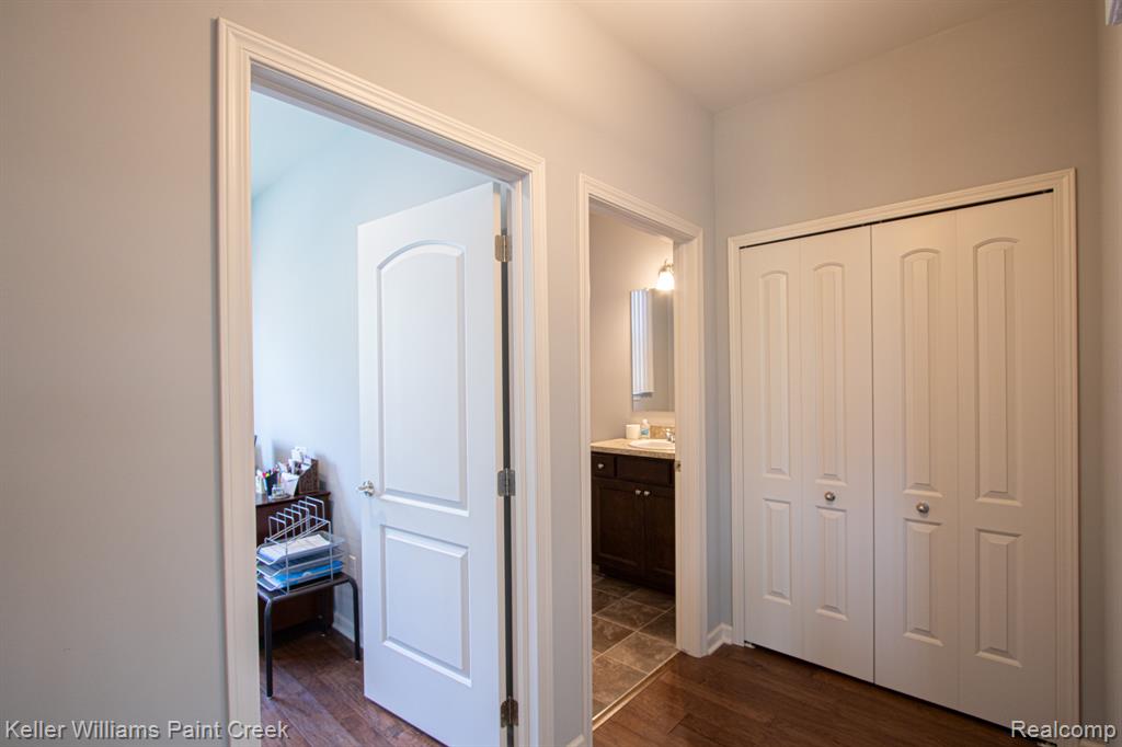 49231 Hanna Court, Macomb, MI 48042 — Photo 24