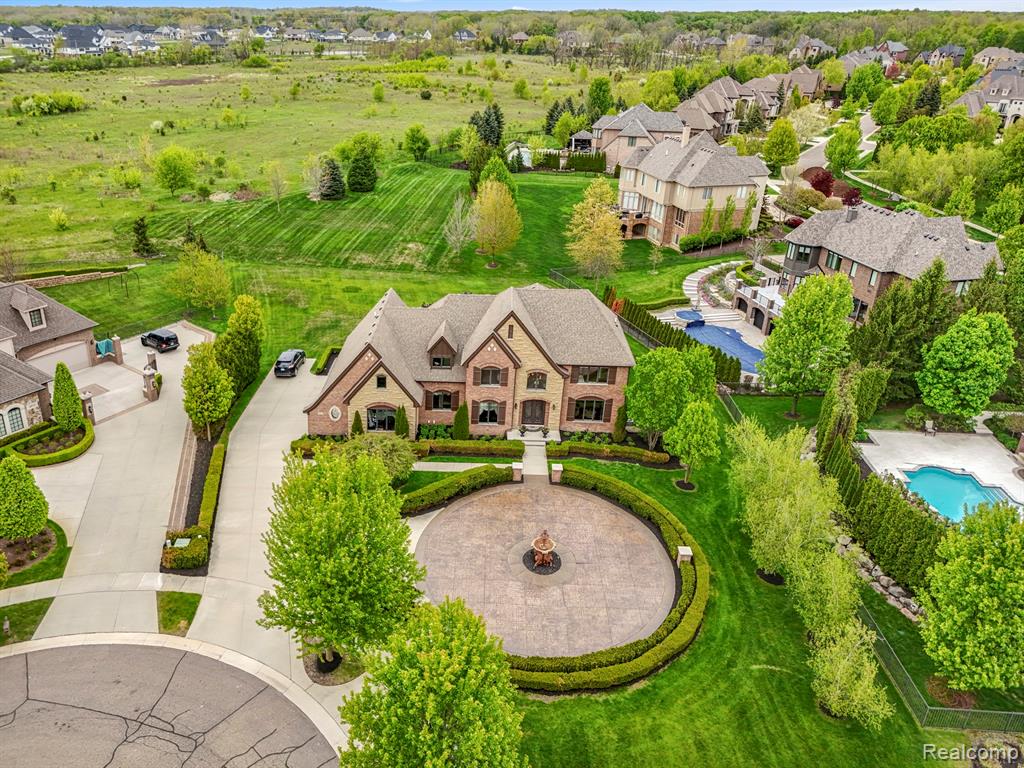 48892 Barola Court, Northville, MI 48167 — Photo 89