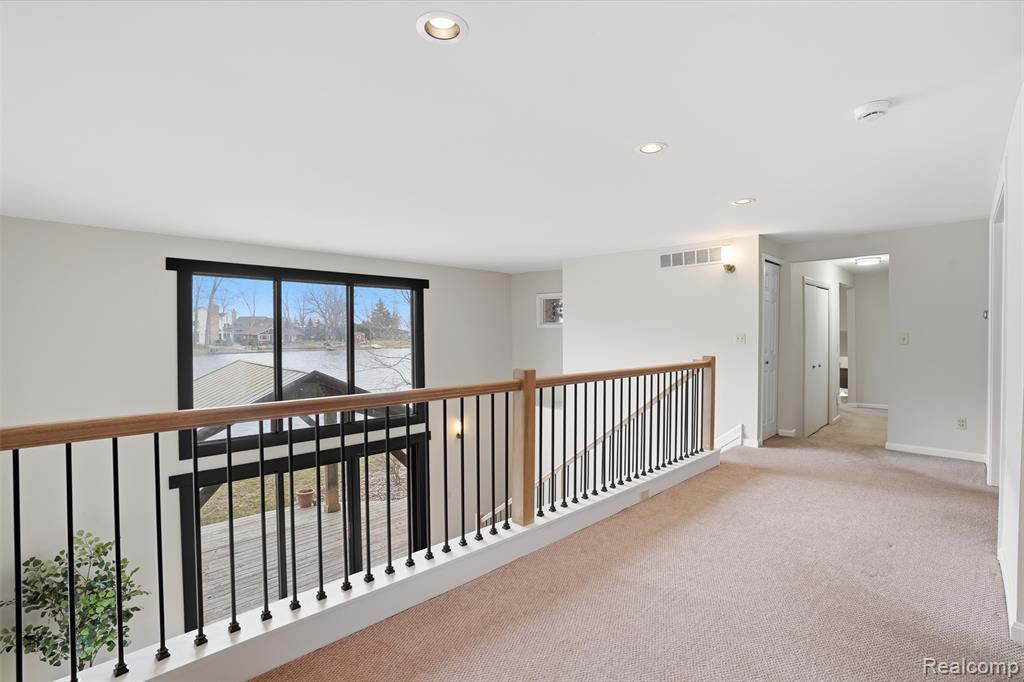 5370 Edgelake Drive, Pinckney, MI 48169 — Photo 22