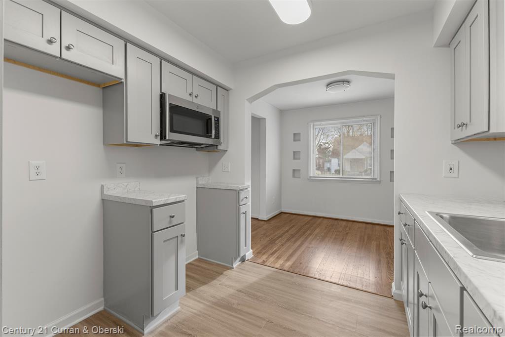 7609 Stout, Detroit, MI 48228 — Photo 14