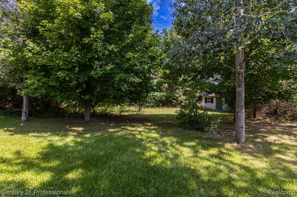 4970 Fox Chase Drive, White Lake, MI 48383 — Photo 46