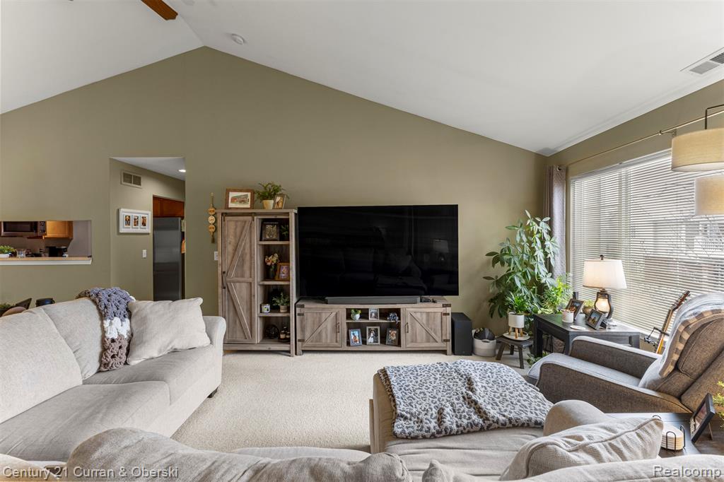 23018 Fairlane Boulevard, Woodhaven, MI 48183 — Photo 4