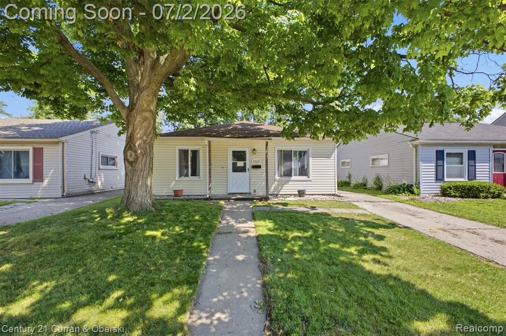 34834 Richard Street, Wayne, MI 48184