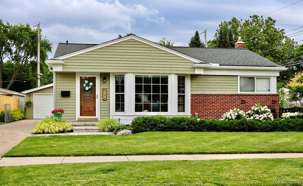 5136 Earl Drive, Warren, MI 48092