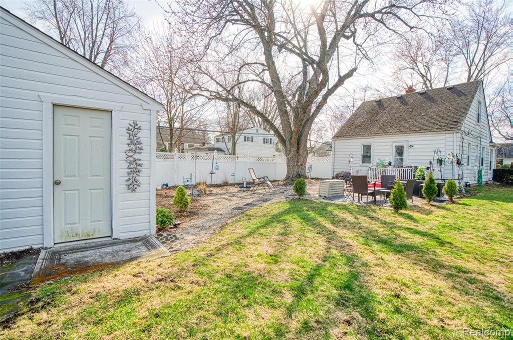 3714 Robina Avenue, Berkley, MI 48072 — Photo 25