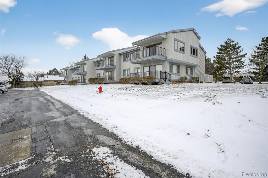 1715 River Road, 77, St. Clair, MI 48079 — Photo 55