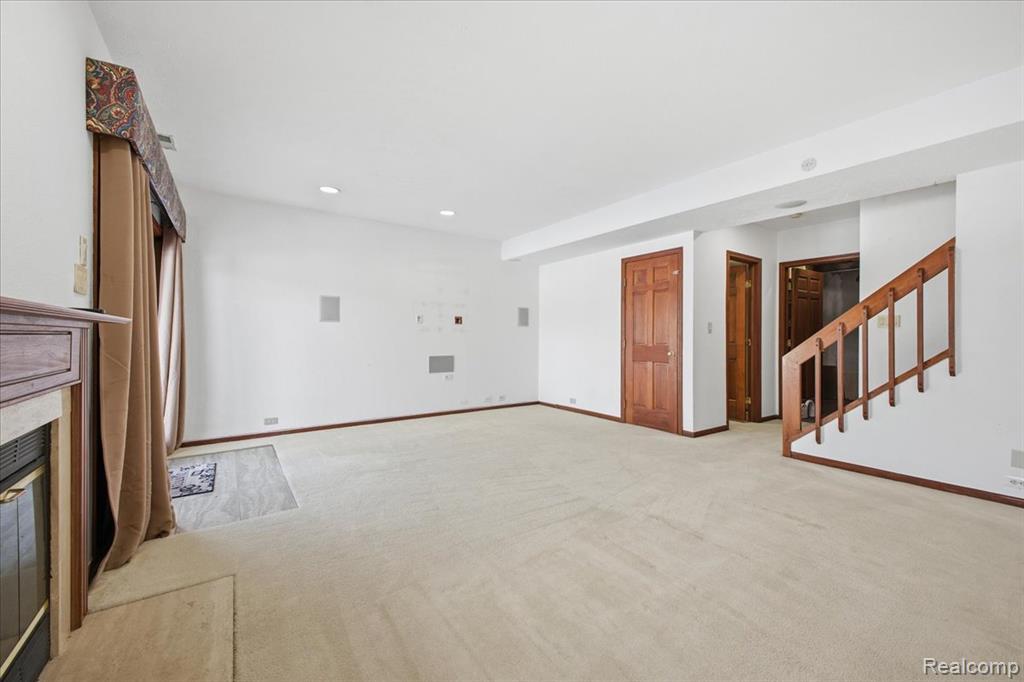 3338 Breckland Court, Ann Arbor, MI 48108 — Photo 36