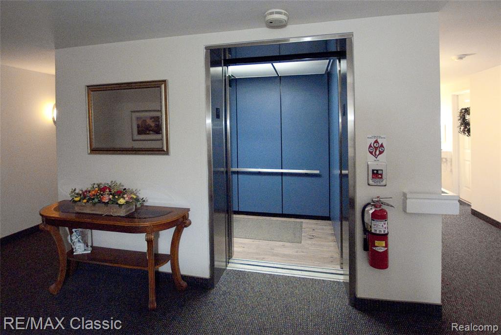 1155 S Lake Drive, 57, Novi, MI 48377 — Photo 23