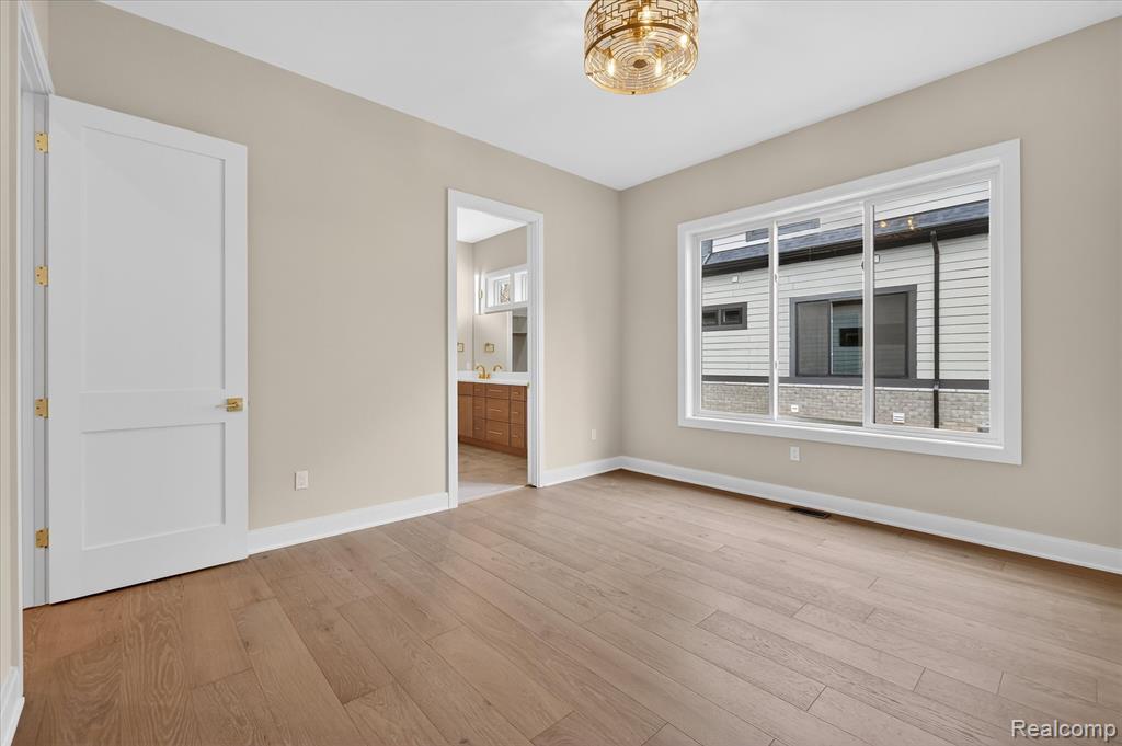 546 Maplehill Road, Rochester Hills, MI 48306 — Photo 25