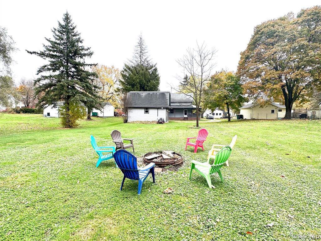 617 N LINCOLN Street, Durand, MI 48429 — Photo 8