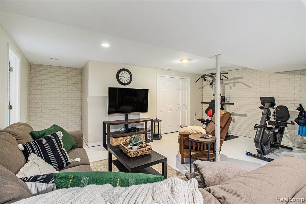 10177 Hawthorne Ridge Road, Goodrich Vlg, MI — Photo 17