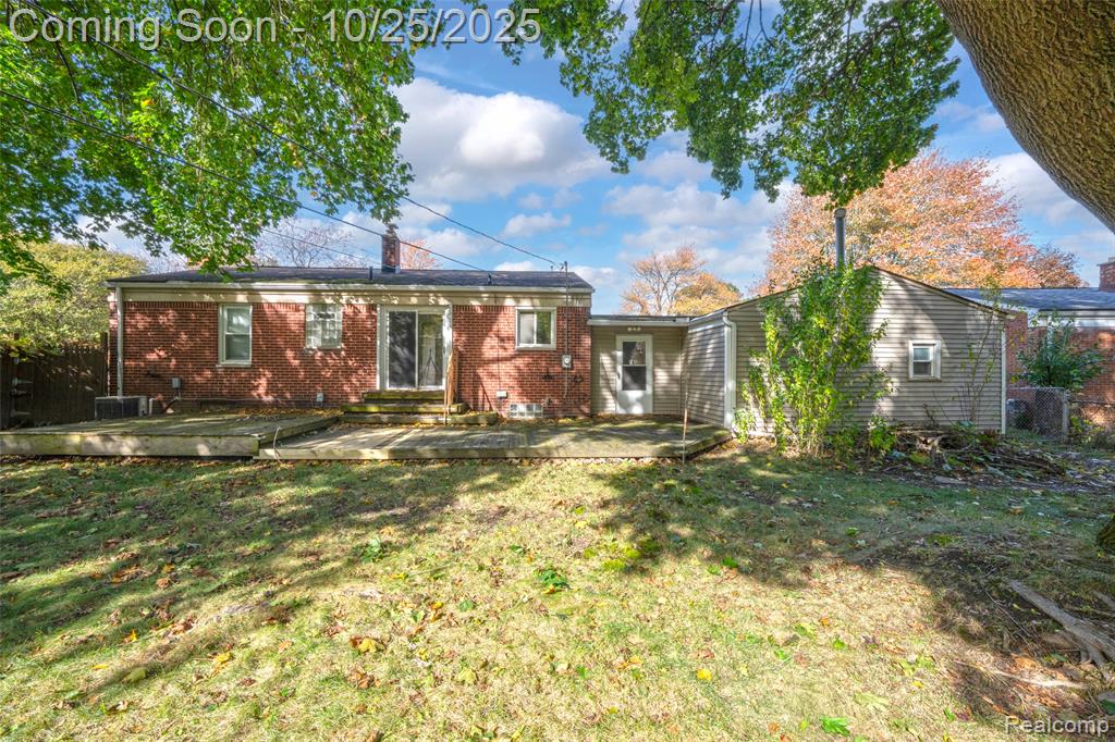 4073 Silver Birch Drive, Waterford, MI 48329 — Photo 25
